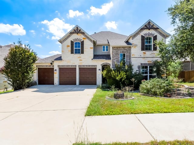 8818 Moccasin Path