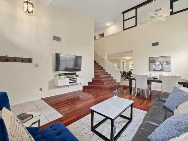 8825 Whiteworth Loop