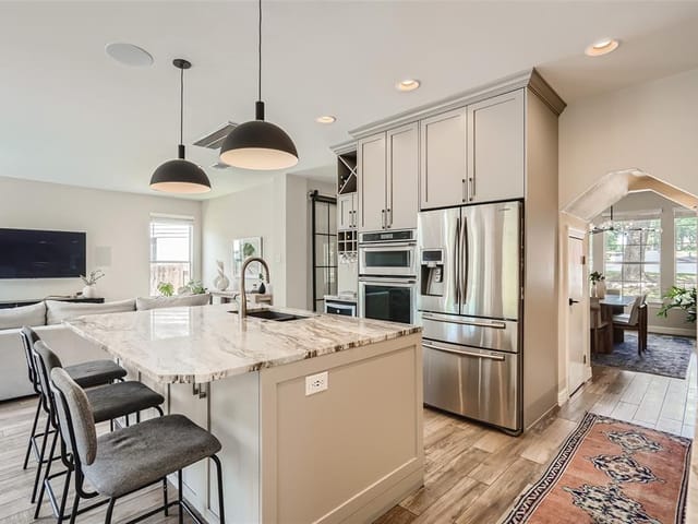 8832 Mosquero Cir