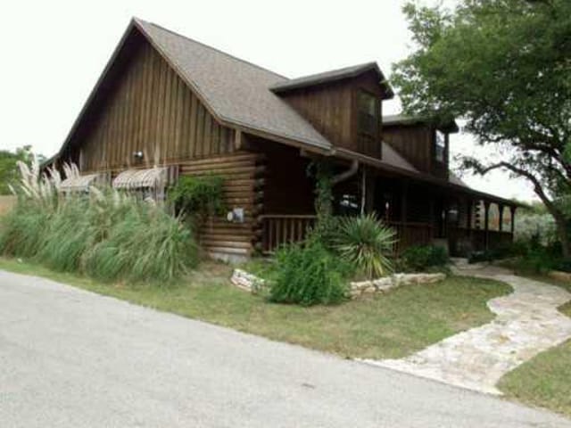 8844 Highway 290 West