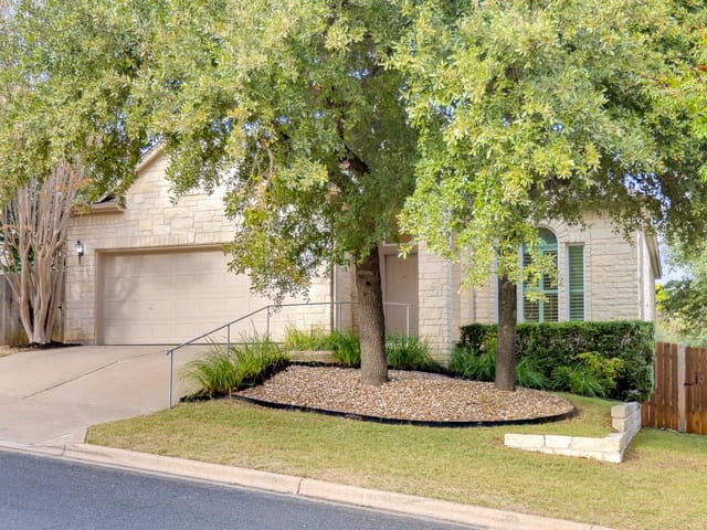 8852 Colberg Dr