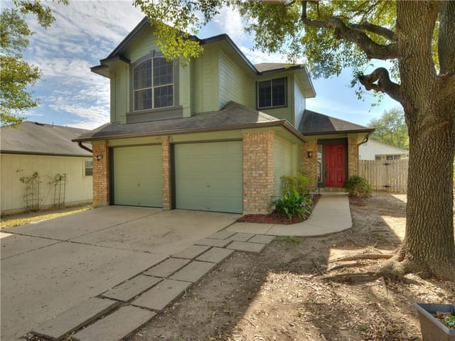 8861 Taline Cir