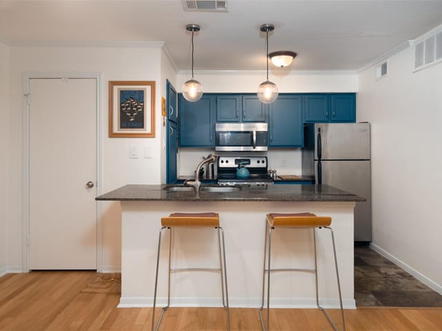 8888 Tallwood Dr Unit #1106