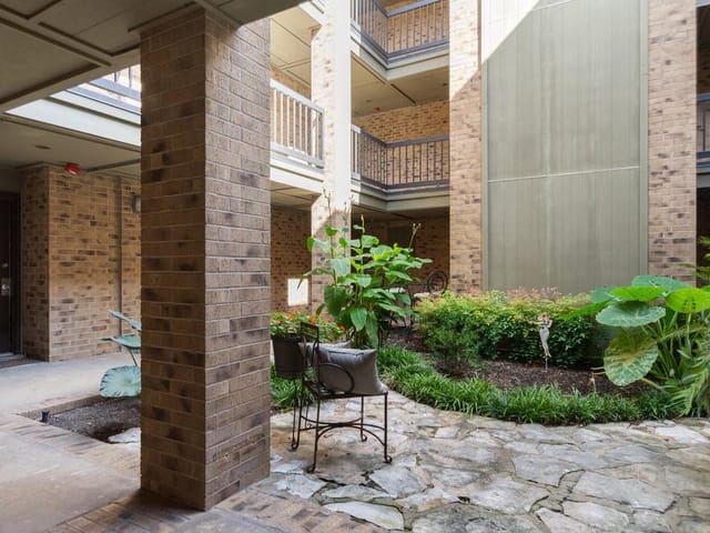 8888 Tallwood Dr Unit #2103