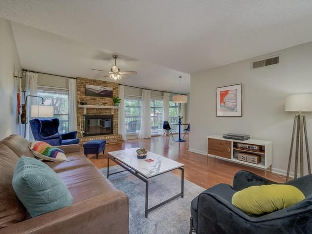 8900 Parkfield Dr Unit #C