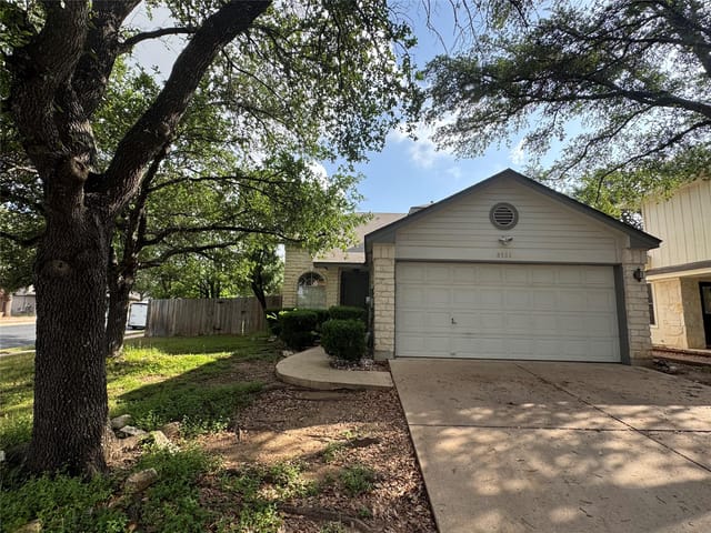 8901 Vigen CIR