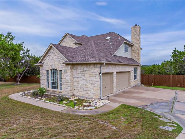8902 Feather Hill Rd