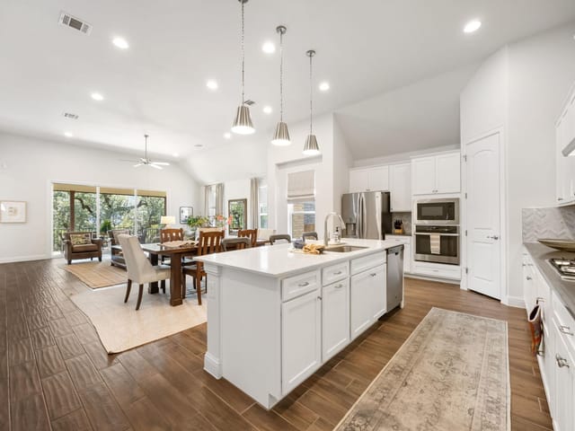 8902 Moccasin PATH