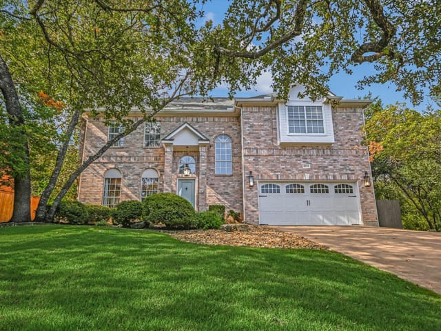 8902 Spicebrush DR