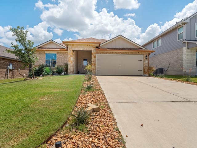 8903 Sky Crest DR
