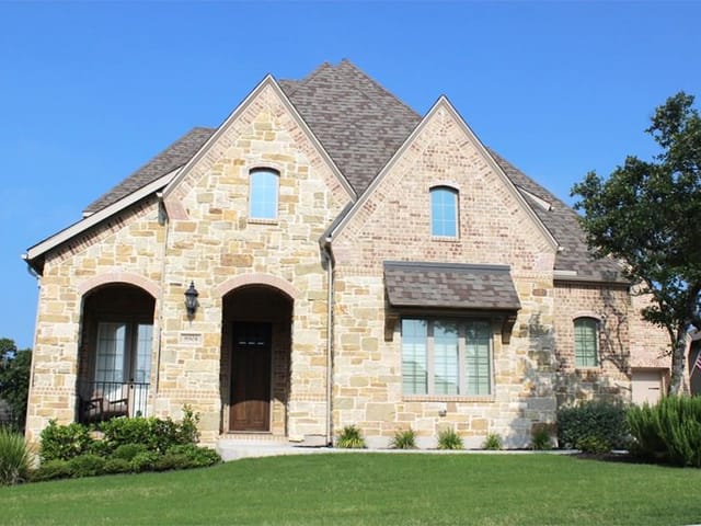 8904 Ambrosia Dr