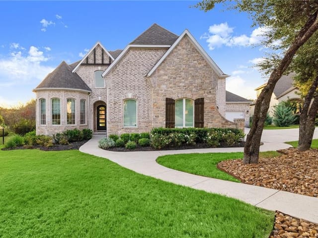 8904 Eagle Vista Ct