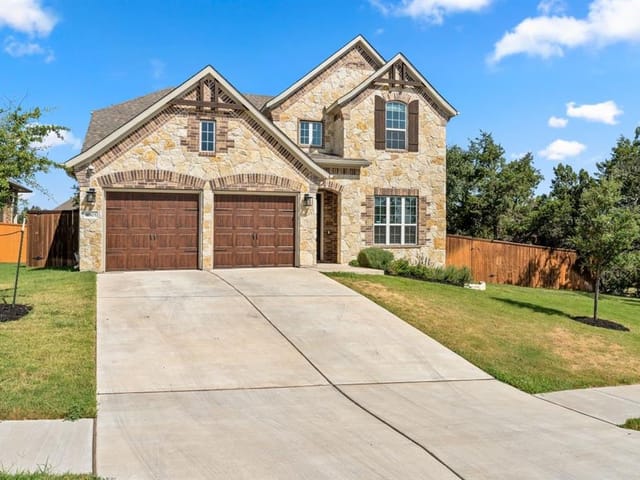 8905 Moccasin Path