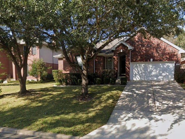 8908 Hachita Dr