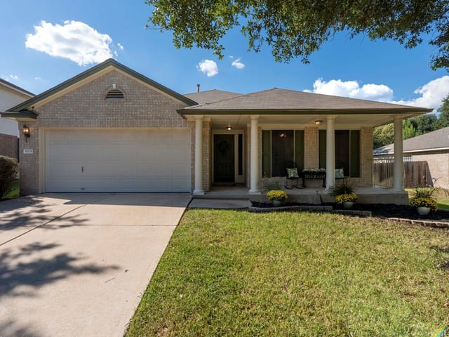 8908 Lanna Bluff Loop