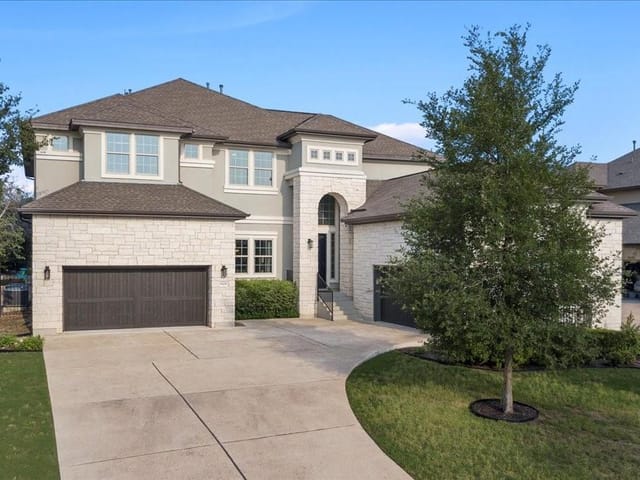 8909 Eagle Vista Ct