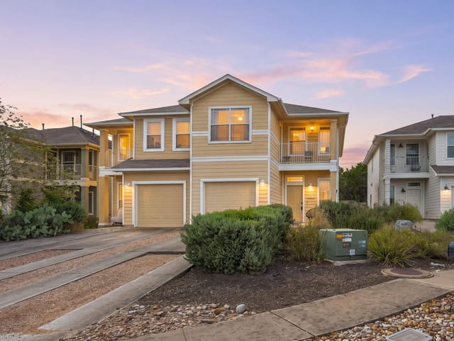 8909 Mountain Shadows CV Unit #B