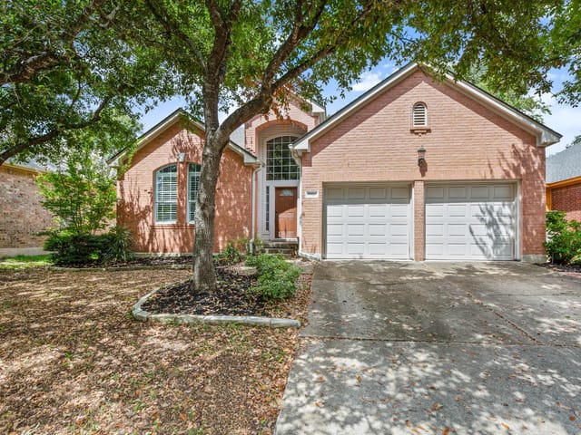 8916 Edwardson Ln