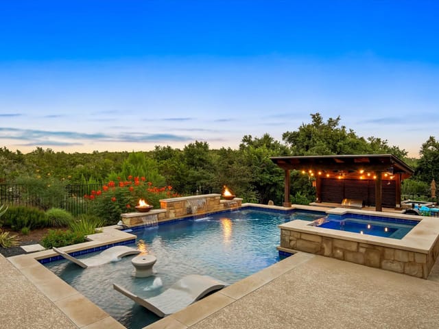 8917 Ambrosia Dr