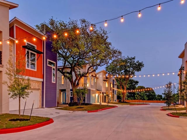 8922 Manchaca Rd Unit #703