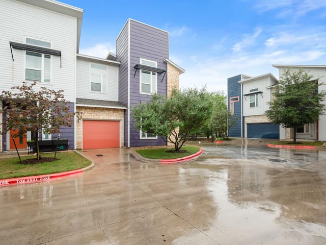 8922 Menchaca Rd Unit #701