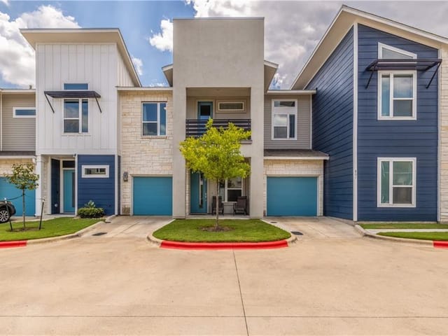 8922 Menchaca Rd Unit #802