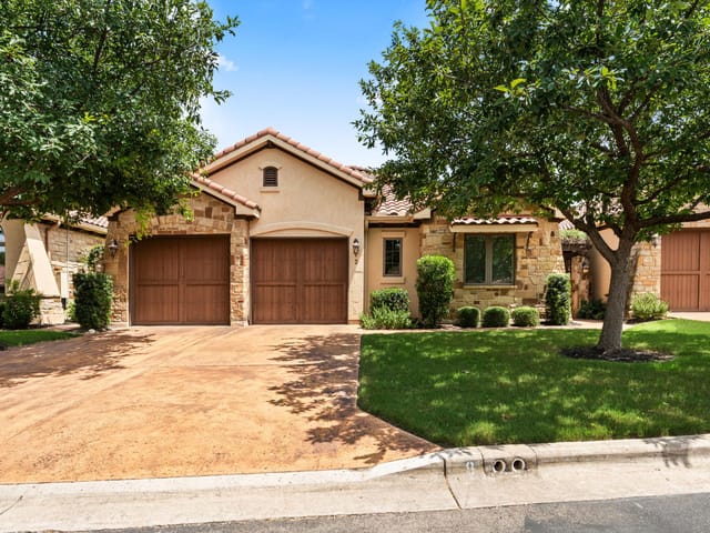 9 Borello Dr Unit #9