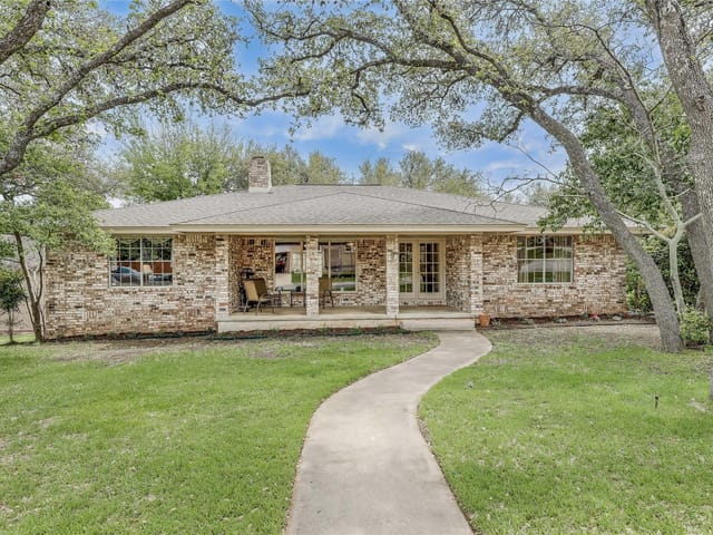 9 Inwood CIR