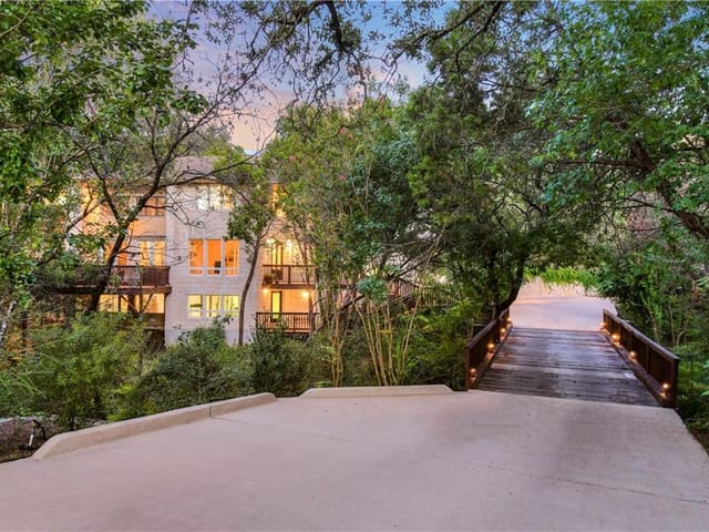 9 Sugar Creek Dr