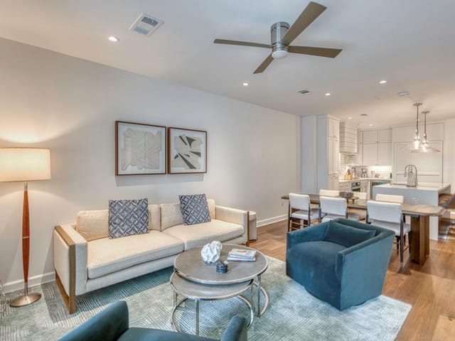90 Island DR Unit #7303