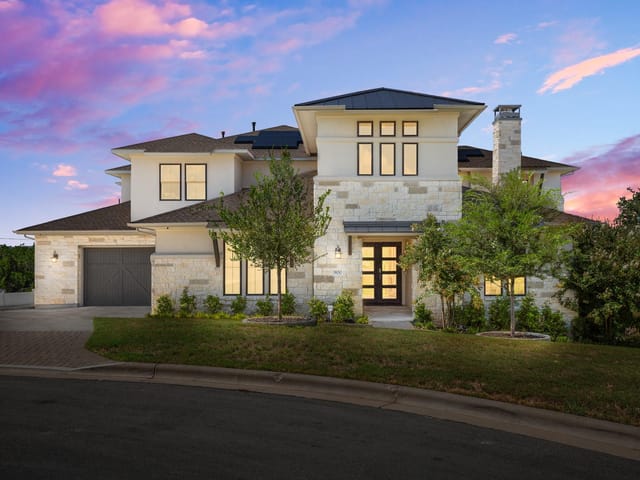 900 Bristol Creek BND
