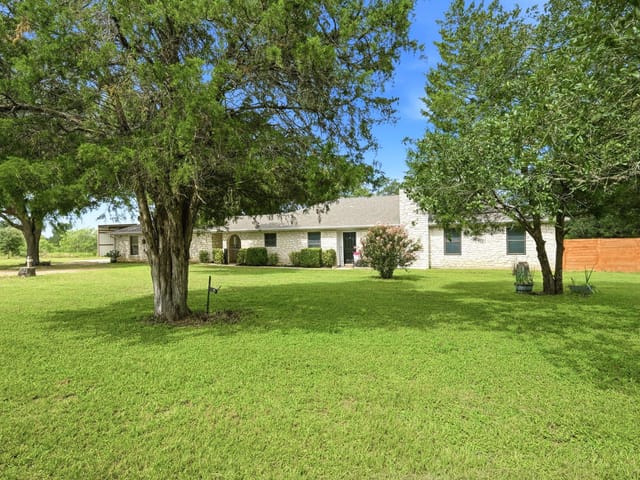 900 County Road 474