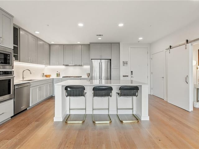 900 S 1st St Unit #408