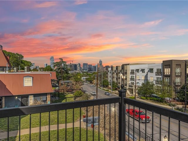 900 S Lamar Blvd Unit #313