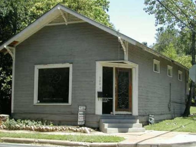 900 W 29th