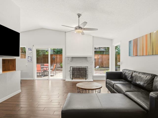 9001 Parkfield DR Unit #A