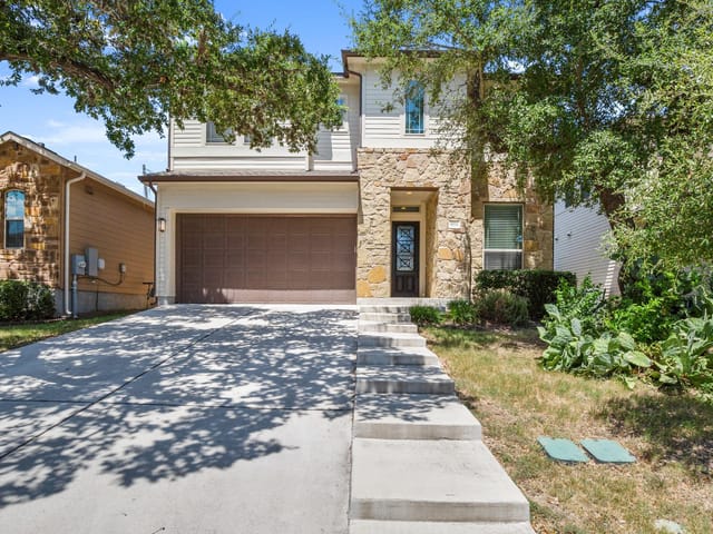 9002 Jodie Ln