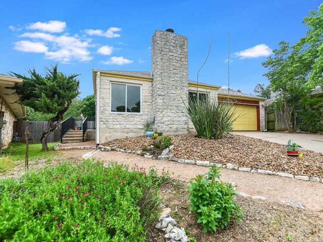 9003 Arbor Oaks Cv