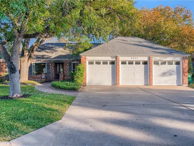 9003 Blue Quail Dr