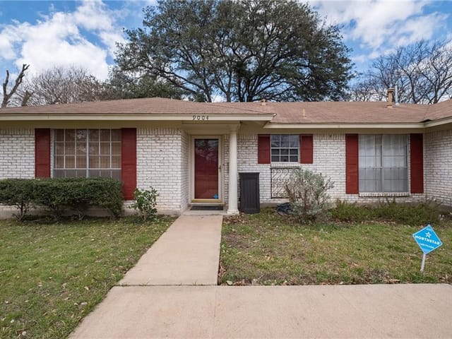 9004 Blue Quail Dr