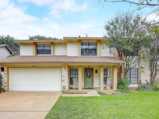 9008 Bancroft Trl