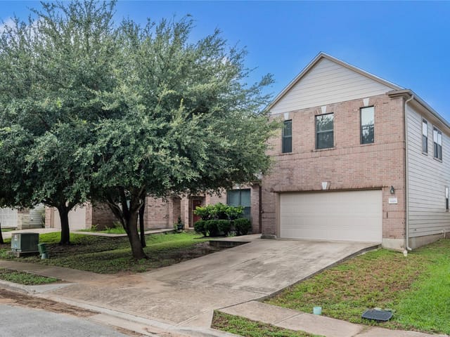 9008 Ipswich Bay Dr