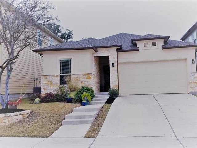 9008 Jodie Ln