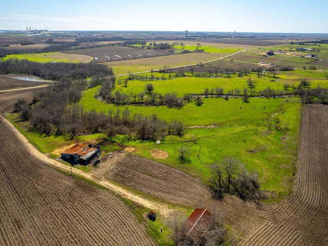 901 County Road 398