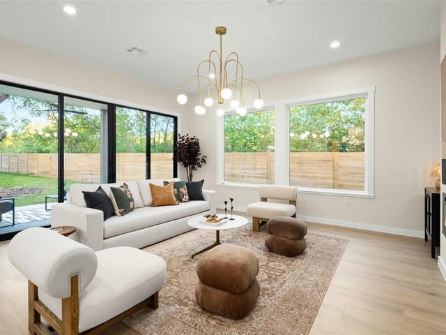 901 Redd ST Unit #2