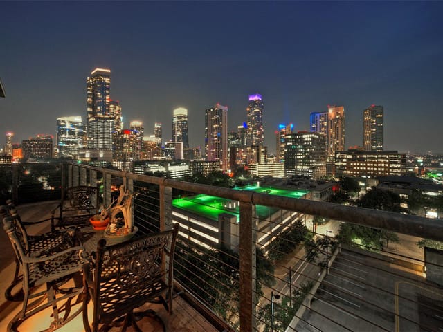View 901 W 9th ST Unit #1004 901 W 9th ST Unit #1004, photo 1 of 6, Austin, TX