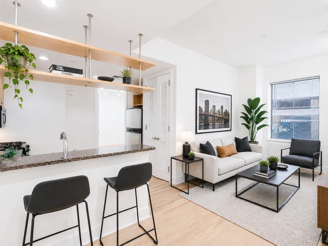901 W 9th ST Unit #217