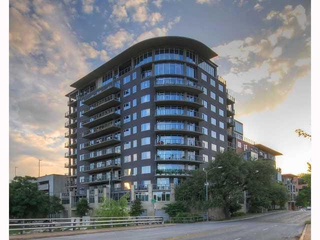 901 W 9th St Unit #406