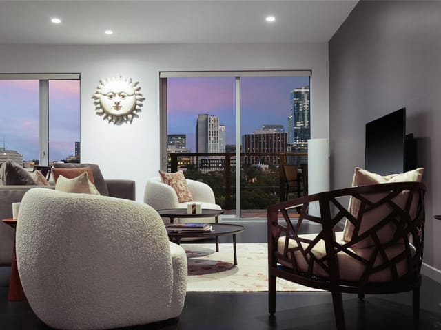 901 W 9th ST Unit #704