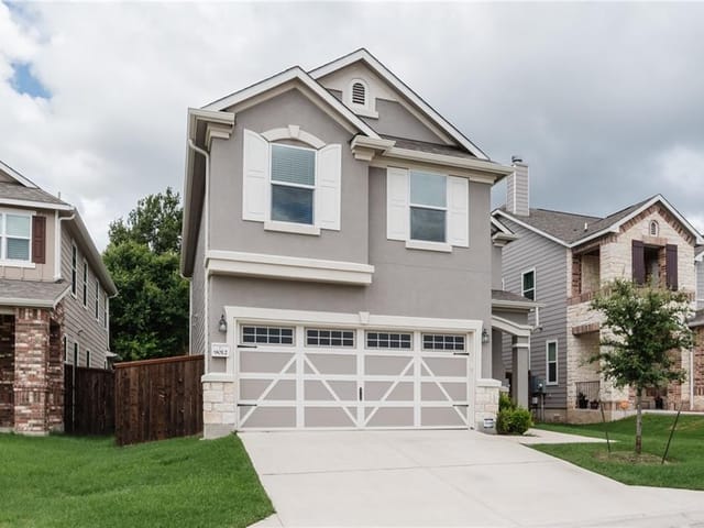 9012 Golden Leaf Dr